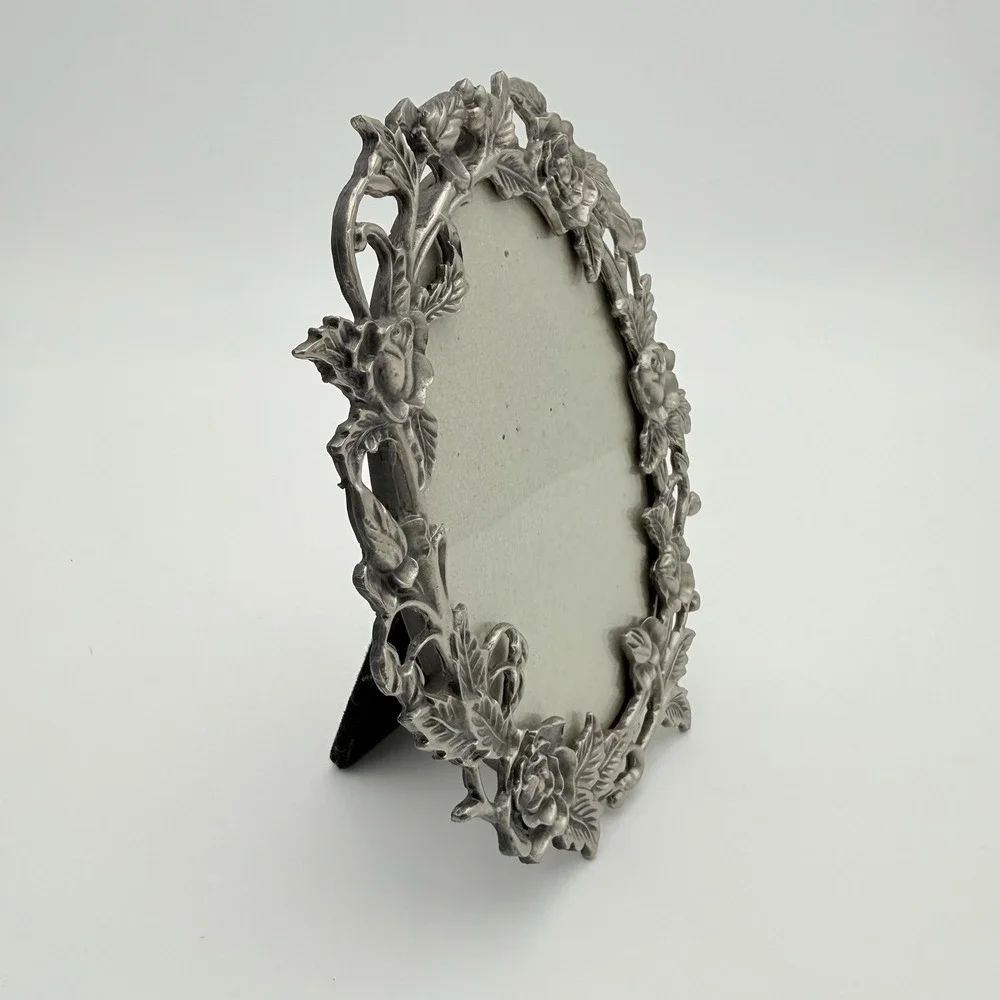 Vtg Ornate Metal Oval Picture Photo Frame 9